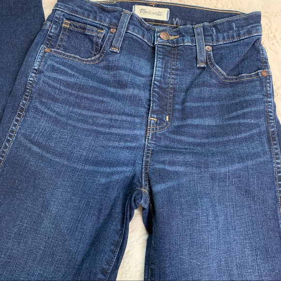 Madewell 10 Inch High Rise Skinny Jeans Dark Wash - Picture 3 of 7